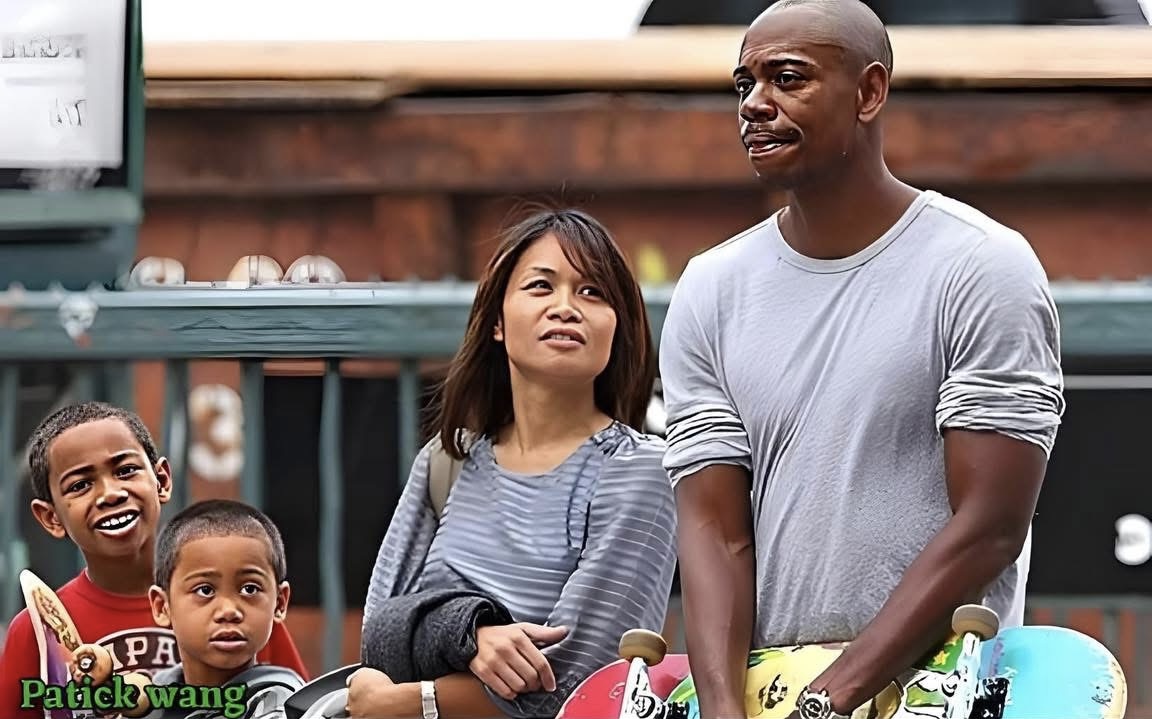 Dave Chappelle: A Private Family Man in the Spotlight