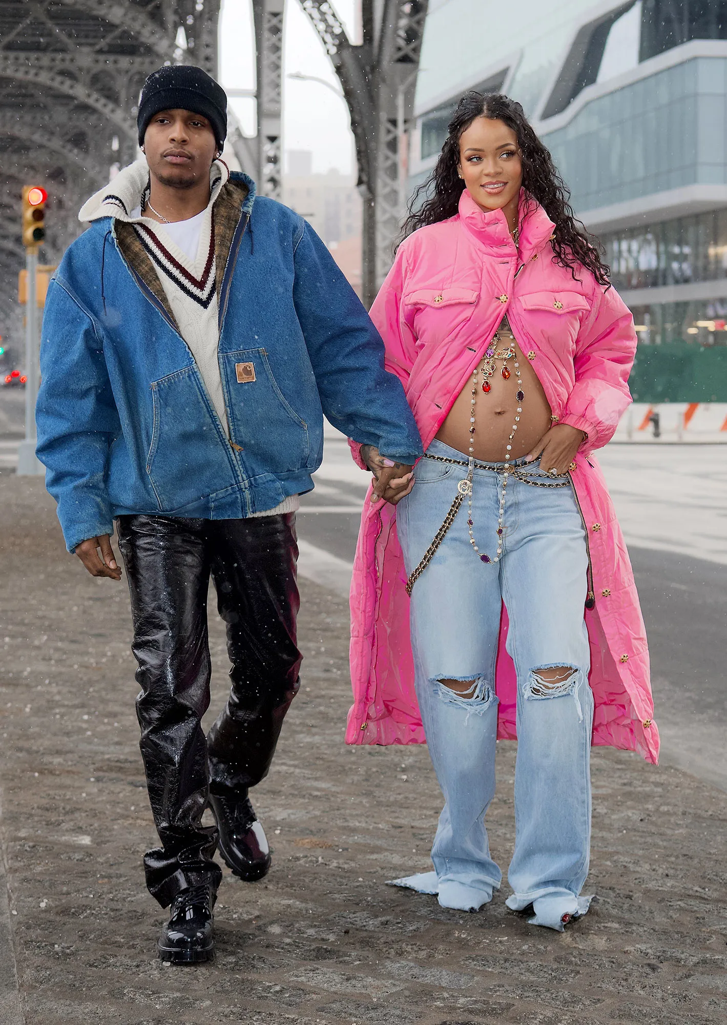 ASAP Rocky Says “I DON’T LIKE YOUR MONEY” and Turns Down Rihanna’s Offer to Inherit His Fortune. Instead, He Wants Her to Register Everything in Their Child’s Name.