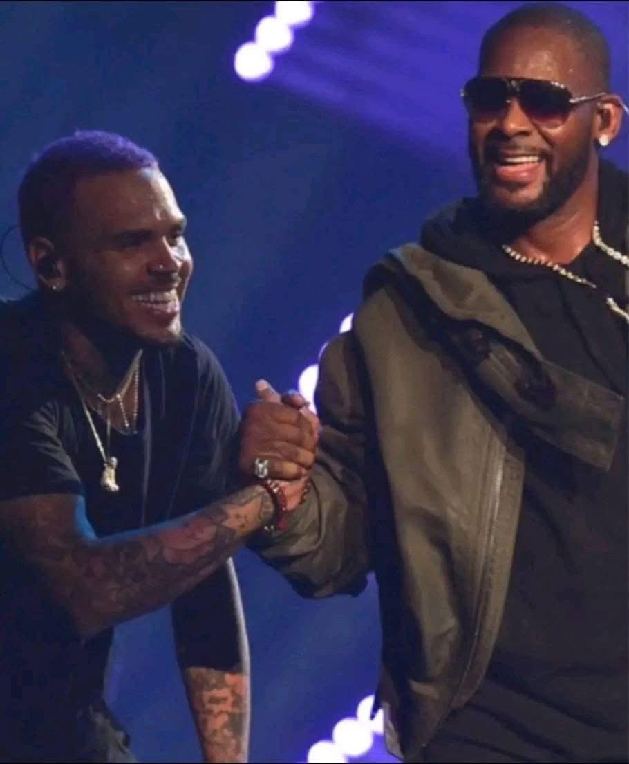 R. Kelly Goes Viral Again, Representative Says It’s a Good Thing – Chris Brown Calls Him the King of R&B