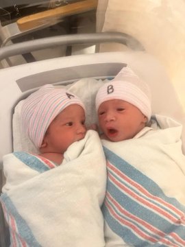 Ohio Couple With The Same Birthday Give Birth To Twins On Their Birthday. The Whole Family Has The Same Birthday.