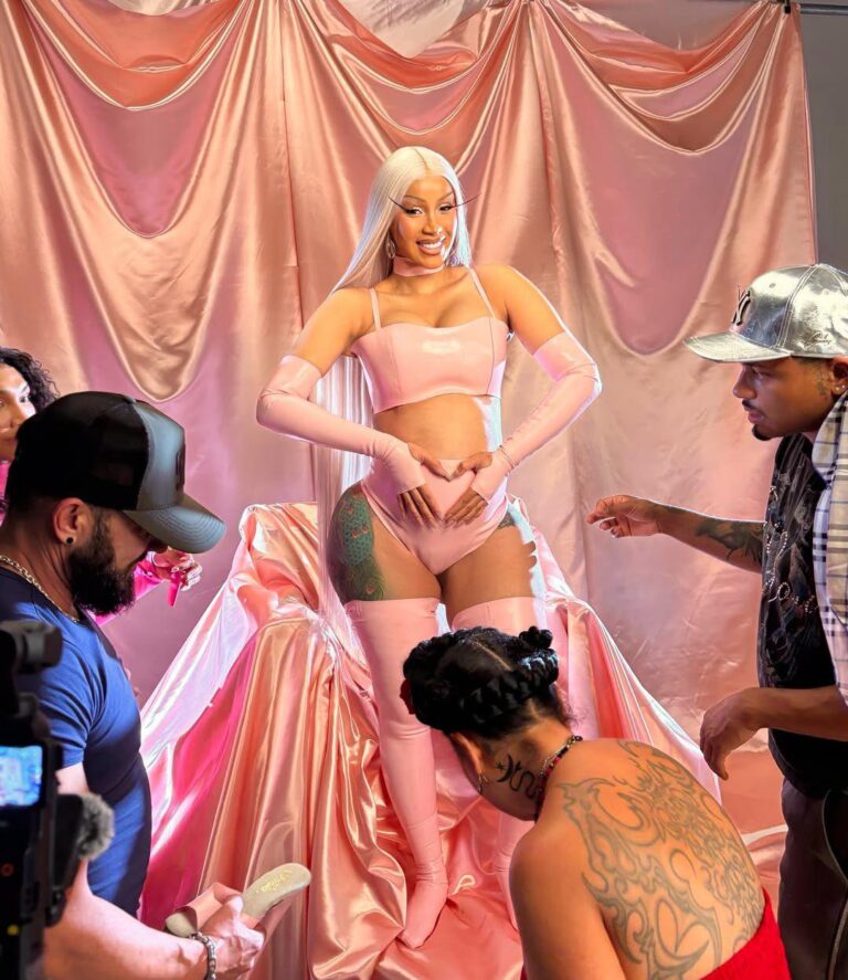 Cardi B gettin to go on tour