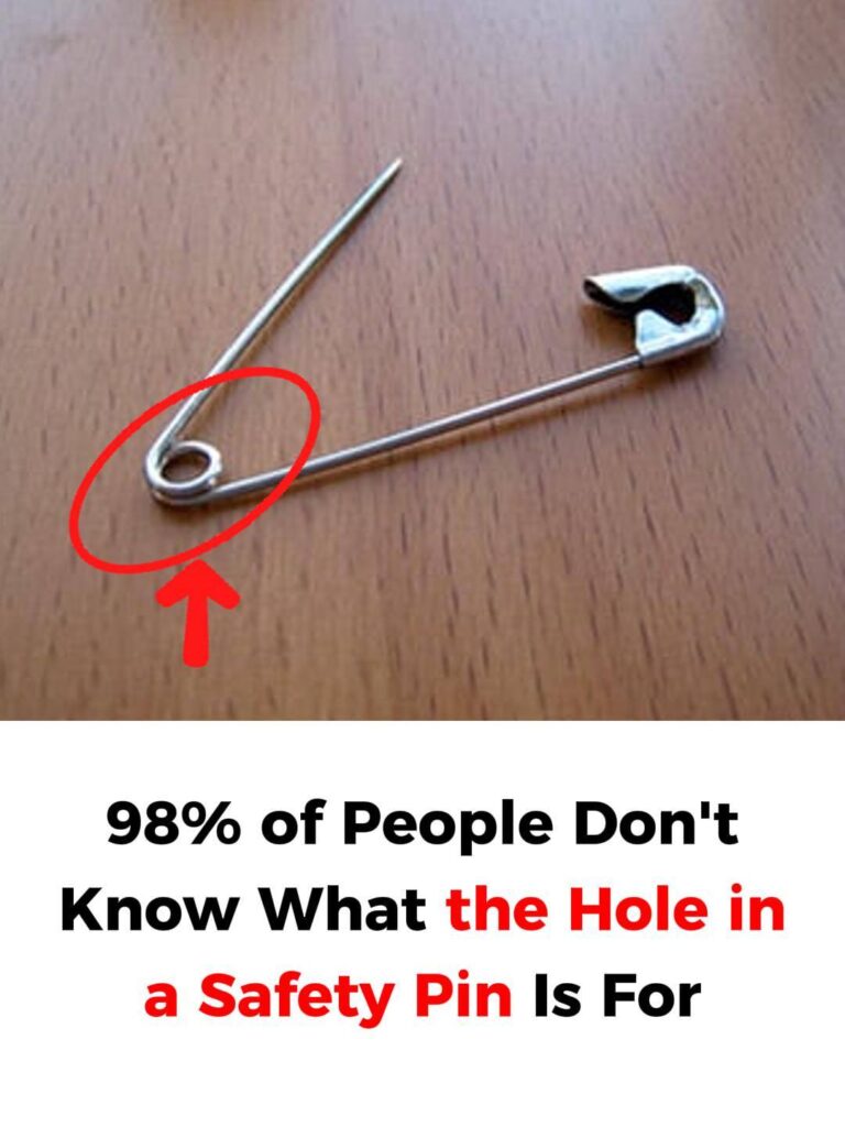 🤔So THAT’S what that tiny hole in a safety pin is for — why didn’t I know this sooner?!👇