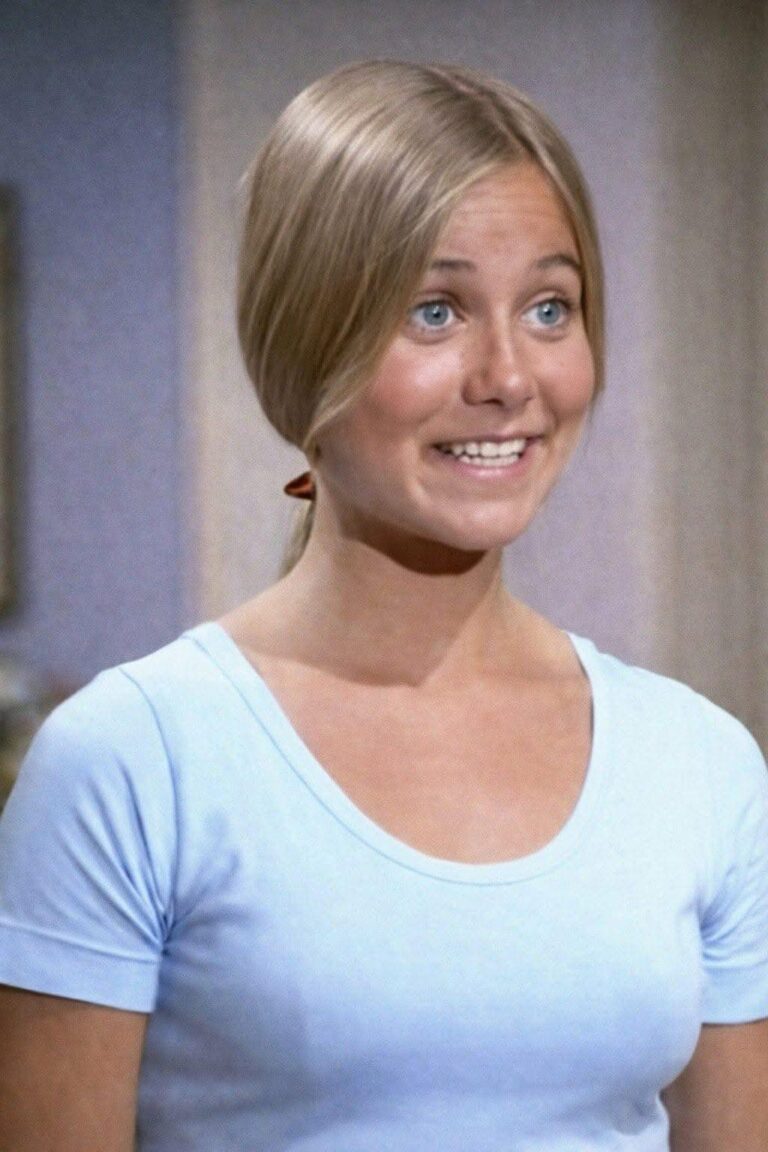 Marcia Brady CameI T0E Might Be The Best ln HoIIywood, Hold Y0UR Breath