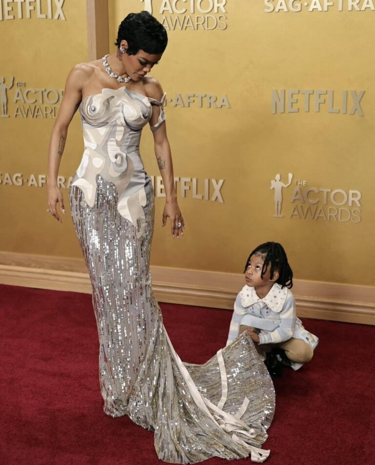 Teyana Taylor’s daughter became a mini stylist for her on the red carpet